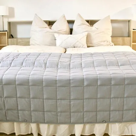 The Manhattan A Boutique By American Ease Hotel Grafenwohr