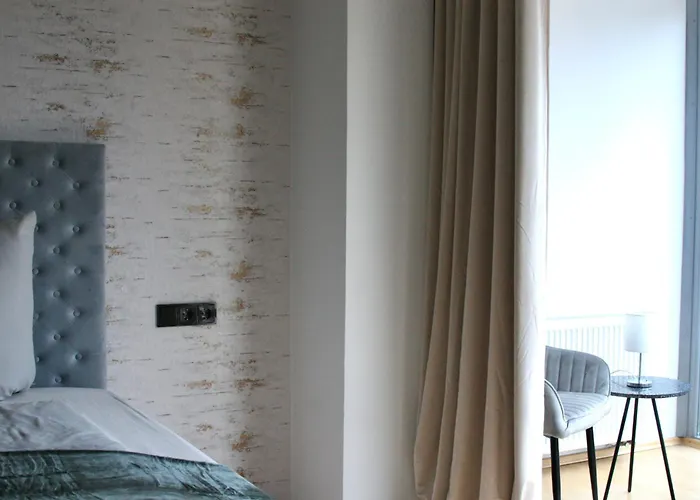 Hotel The Manhattan A Boutique By American Ease