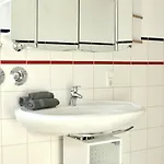 The Manhattan A Boutique By American Ease *