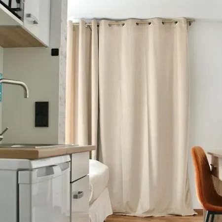The Manhattan A Boutique By American Ease *